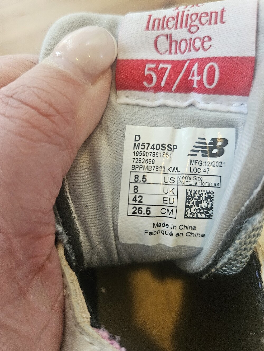 New Balance 57 40 Calm Taupe Size 8.5 Unisex - Picture 8 of 8